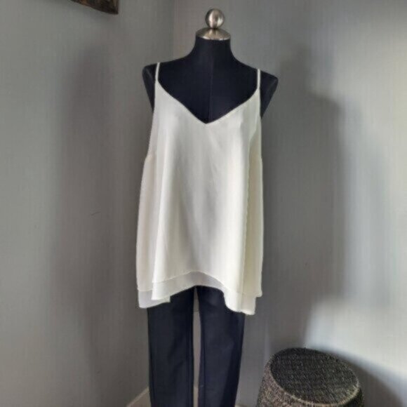 Ivory  Flowy Layered Camisole Size 1X ADDITIONELLE - Picture 2 of 9